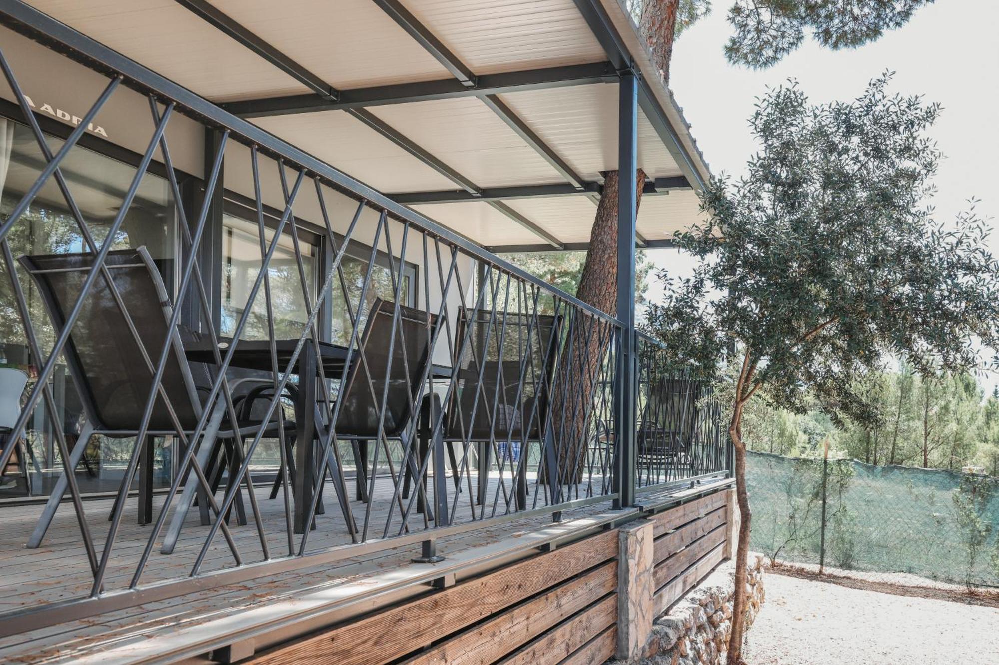Apartments And Mobile Homes Makarska Exterior foto